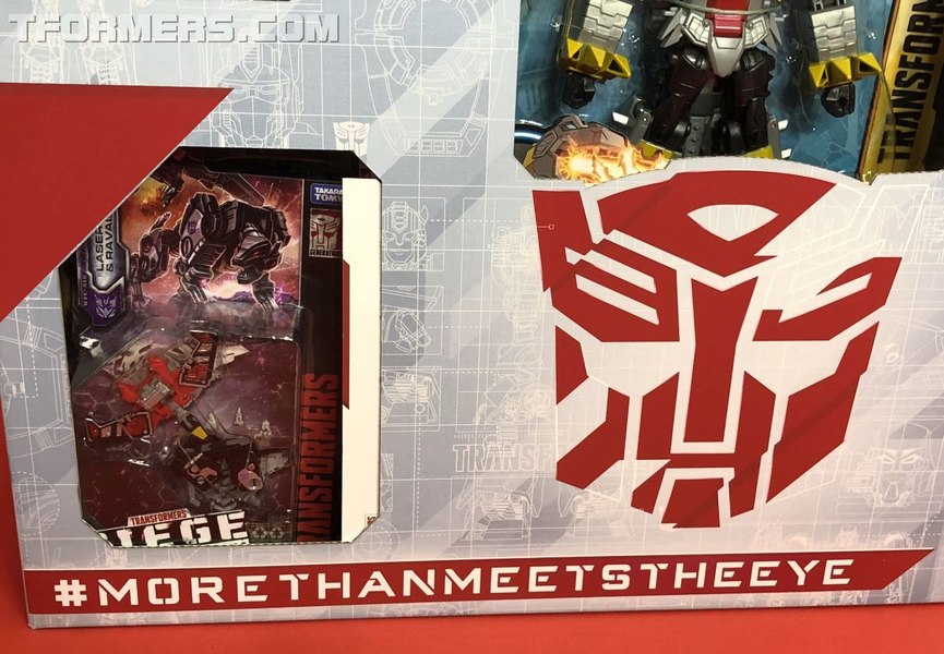 Transformers 35th Anniversary Promotions Is Morethanmeetstheeye  (13 of 32)